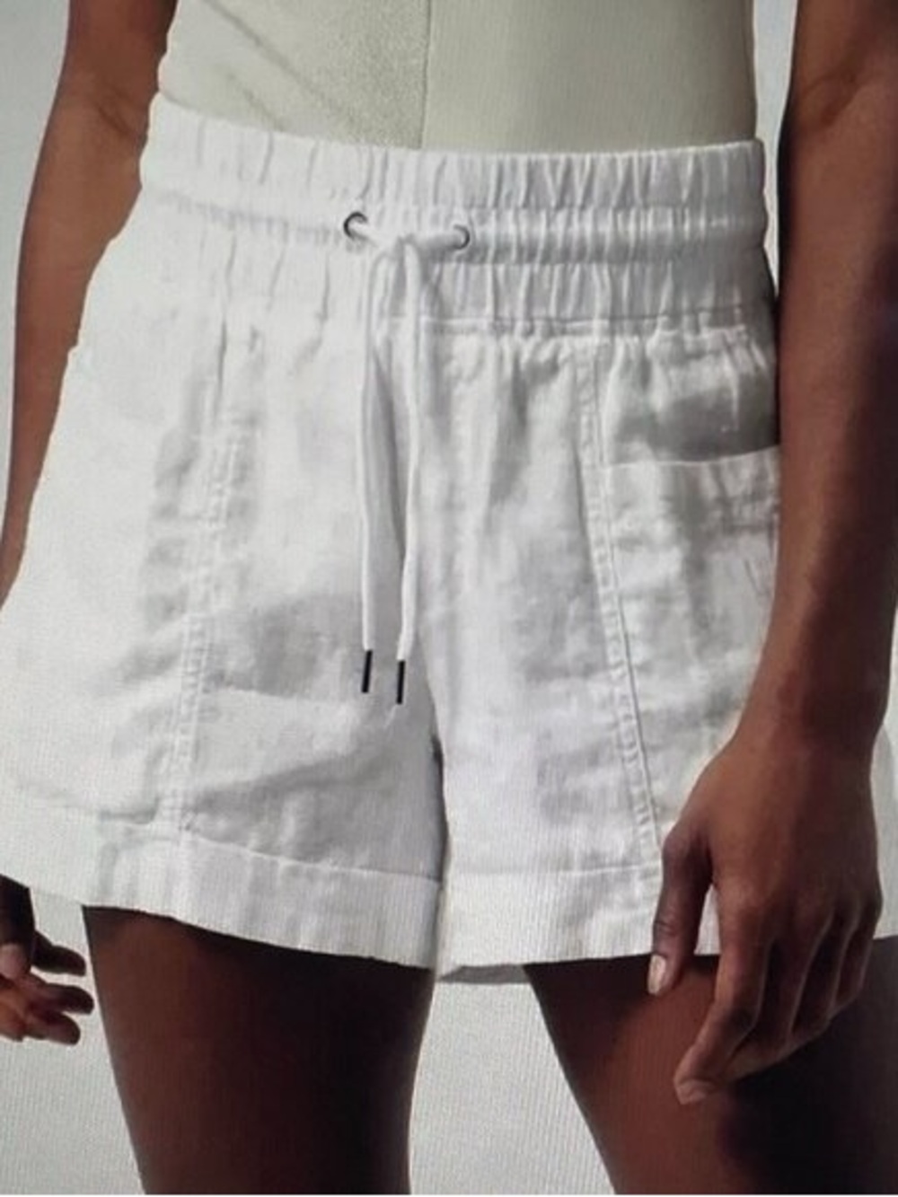 NWT Athleta Cabo Linen 4" Short White Lightweight Summer Shorts Women Size 4